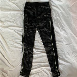 Forever 21 Camo Workout Leggings